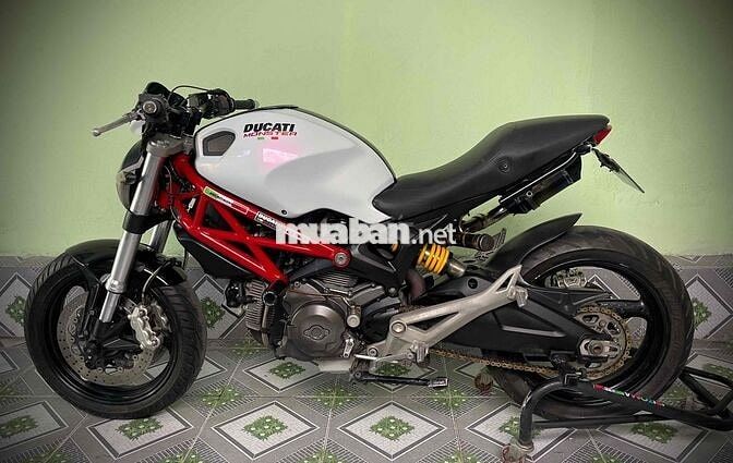 Ducati Monster 795 ABS Trắng, Đỏ