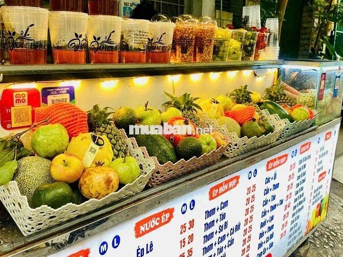 Tuyển nhân viên bán nước ép
