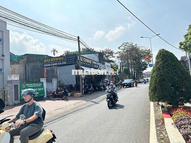 SIÊU PHẨM MẶT BẰNG BẢO LỘC – VIEW BỜ HỒ – DIỆN TÍCH KHỦNG 180M2