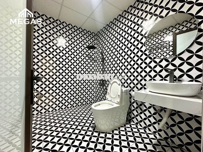 cho thuê 2n2wc ban công 70m2 ngay lotte tây hồ, âu cơ, lạc long quân