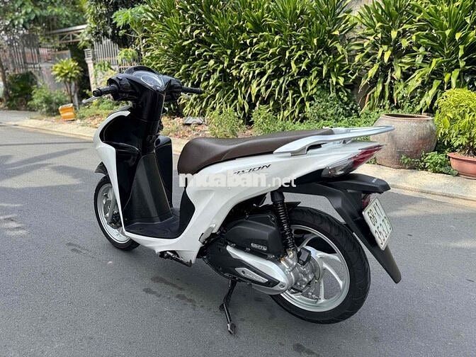 Honda Vision 2022 Trắng đen