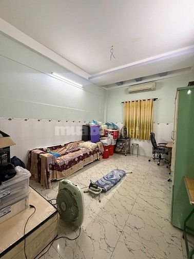 HÀN HẢI NGUYÊN QUẬN 11 GIÁP Q5 Q10 - DT 50M2, CÁCH 1 CĂN RA Ô TÔ ĐỖ.