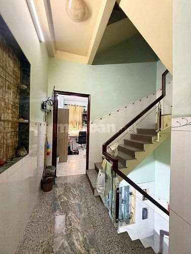 HÀN HẢI NGUYÊN QUẬN 11 GIÁP Q5 Q10 - DT 50M2, CÁCH 1 CĂN RA Ô TÔ ĐỖ.