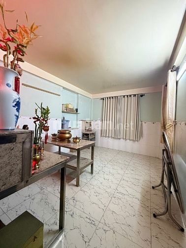 HÀN HẢI NGUYÊN QUẬN 11 GIÁP Q5 Q10 - DT 50M2, CÁCH 1 CĂN RA Ô TÔ ĐỖ.