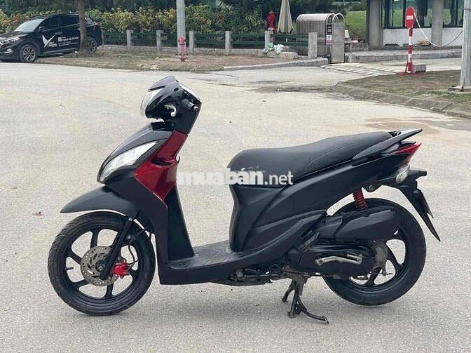 Honda Vision màu Đen