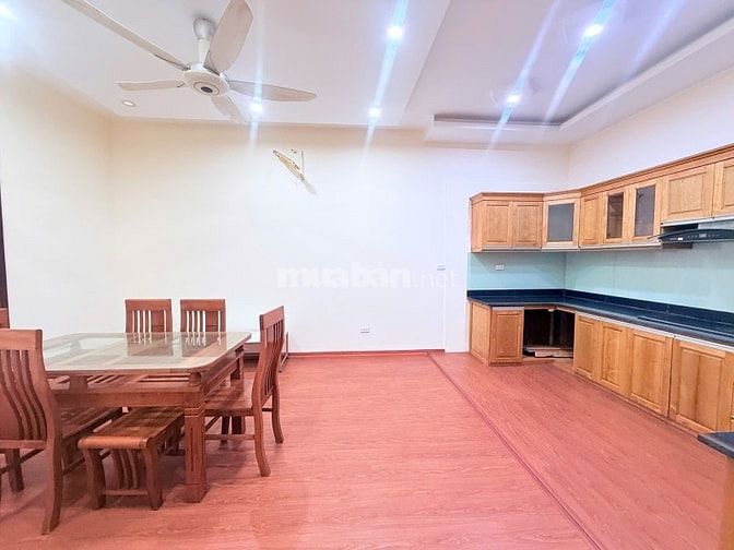 Lạc Long Quân – Tây Hồ  Ô TÔ – 93 M2 – 5 Tầng -MT 7 M – Giá 31.8 Tỷ.  
