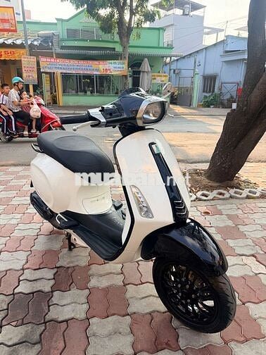 Piaggio Vespa iGet ABS 2018 Trắng BSTP Chính Chủ