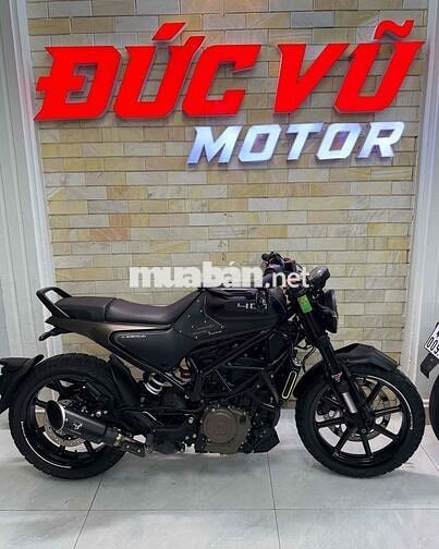 Husqvarna Svartpilen 401 Đen