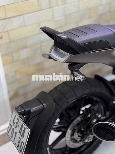 Husqvarna Svartpilen 401 Đen