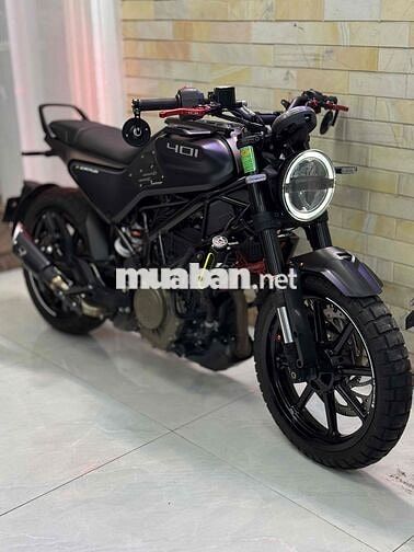 Husqvarna Svartpilen 401 Đen