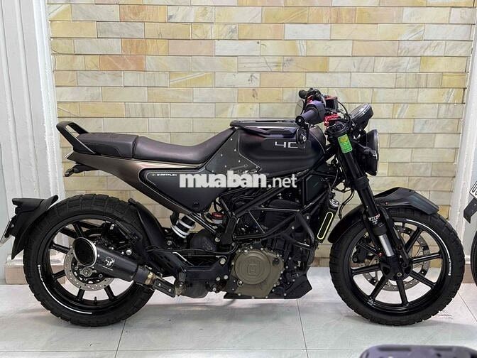 Husqvarna Svartpilen 401 Đen