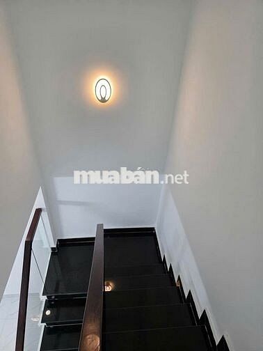 Cho thuê nhà 2pn hẻm xe hơi đường Âu Cơ quận Tân Bình