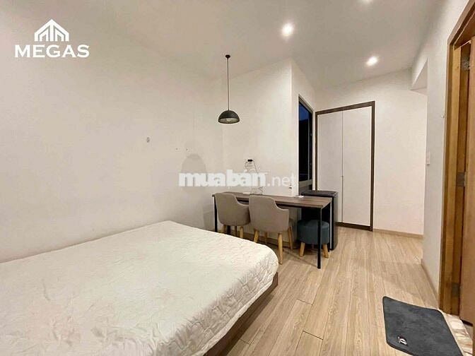 CĂN HỘ STUDIO CAO CẤP BAN CÔNG NGAY NGUYỄN TRÃI QUẬN 1