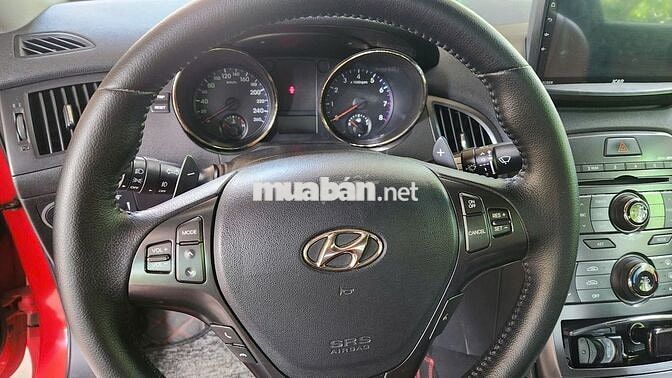 Hyundai Genesis 2011 Đỏ 90000 km