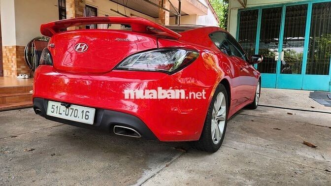 Hyundai Genesis 2011 Đỏ 90000 km