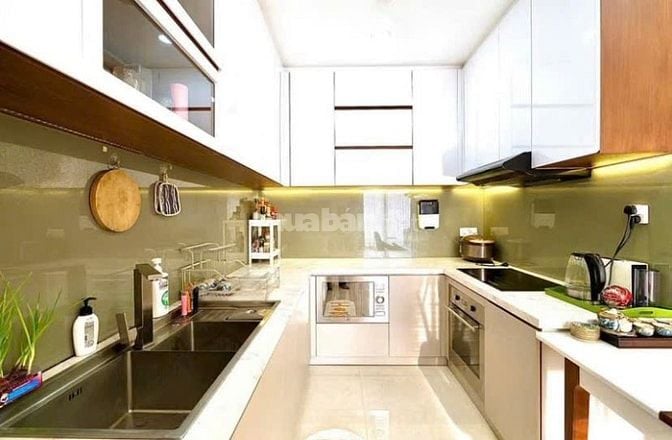 Hoàng Hoa Thám , CH góc 55m2 , sổ bao phí , dọn ở luôn , PCCC 24/7 