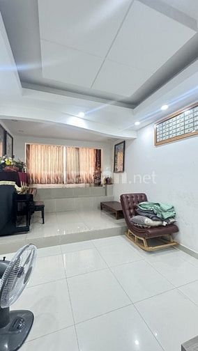 Gấp bán giảm sâu, mặt tiền Nguyễn Cảnh Chân Quận 1 - DT 43m2 6 tầng