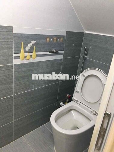 thuê nhà nc mới đẹp 2 lầu st 2p 3vs hoà hưng p15 Q10