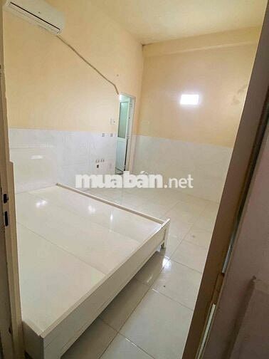 Phòng Trọ Quận 4 Đẹp Rẻ Có Máy Lạnh, WC riêng