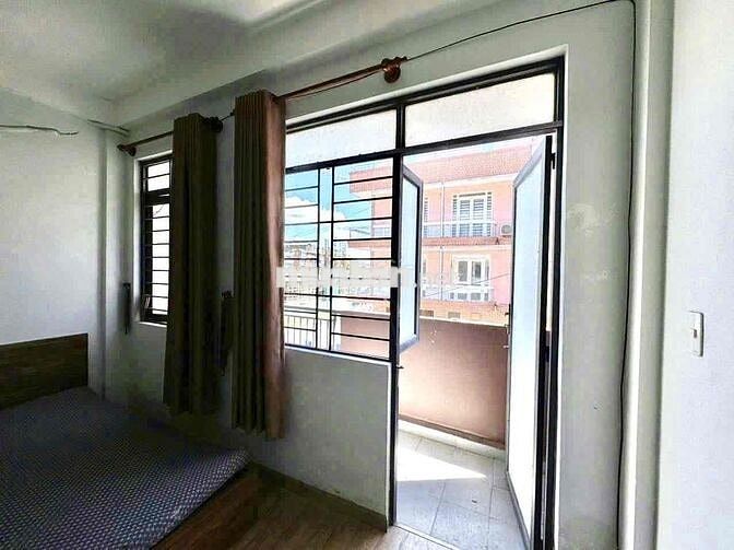 Phòng tách bếp 1pn có cửa sổ ban công lớn giá 6tr5 ngay bến xe Q8