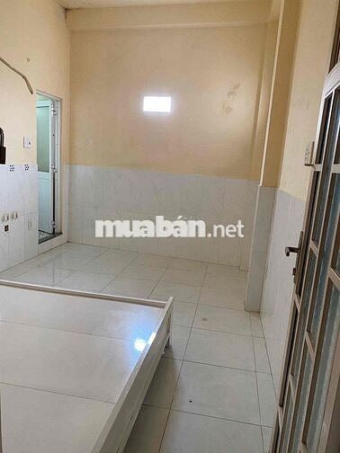 Phòng Trọ Quận 4 Đẹp Rẻ Có Máy Lạnh, WC riêng