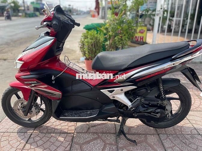 Honda Air Blade Đỏ đen biển 65 chính chủ máy zin