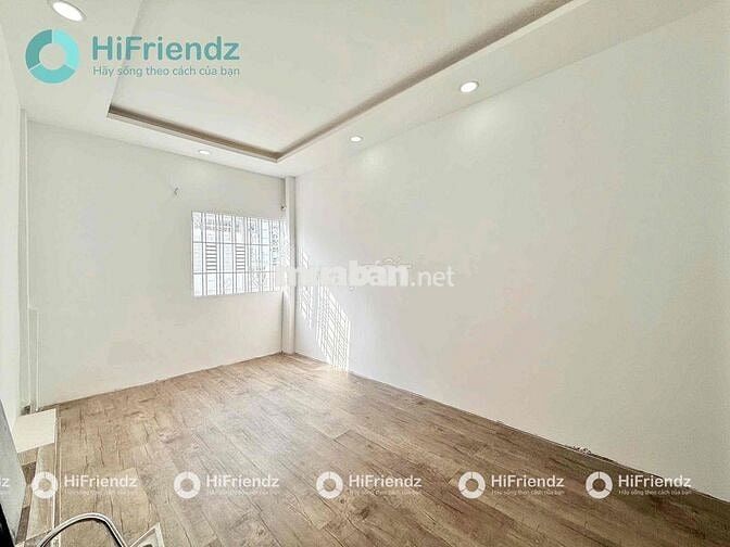 BAN CÔNG TÁCH BẾP NGAY NGUYỄN VĂN TRỖI VÀ NGÃ TƯ PHÚ NHUẬN