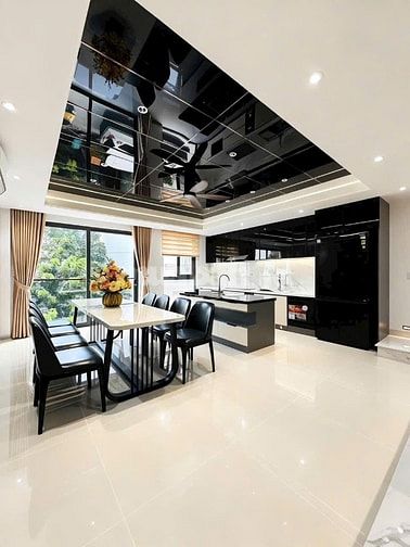 Bán nhà SHR ngay ngã 3 Mỹ Hạnh Nam