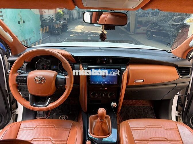 Fortuner 2.4MT 2020 Trắng, 1 chủ, full ls hãng