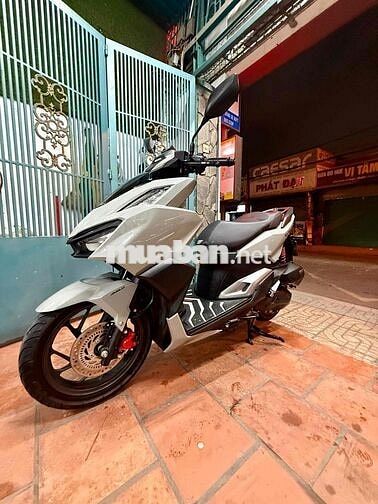 Bán Xe Honda Vario 160 ABS Chính Chủ Đứng Tên 2024