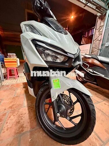 Bán Xe Honda Vario 160 ABS Chính Chủ Đứng Tên 2024