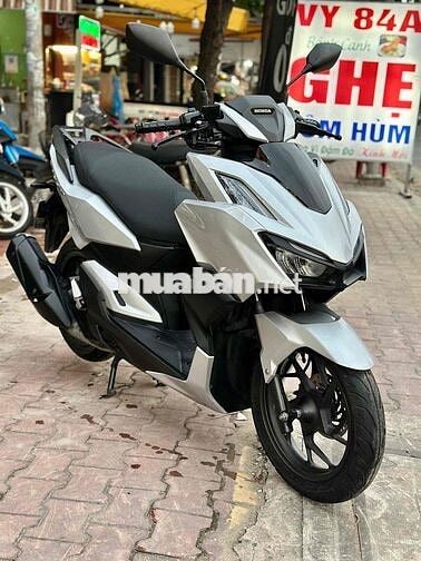 [GÓP DC GIỮ CAVET] Vario 160 2023 Bạc 16.000 km