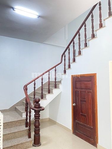 9 Cho thuê nhà 180m2 tại Thủ Đức, gần bến xe Miền Đông, QL13, TPHCM