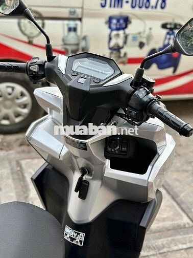 [GÓP DC GIỮ CAVET] Vario 160 2023 Bạc 16.000 km