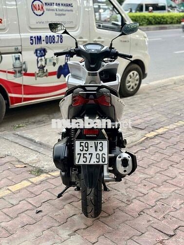 [GÓP DC GIỮ CAVET] Vario 160 2023 Bạc 16.000 km