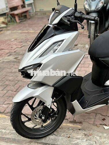 [GÓP DC GIỮ CAVET] Vario 160 2023 Bạc 16.000 km