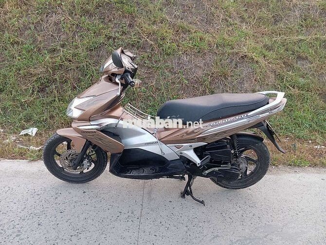 Honda Air Blade FI 2010 bs 65 cần Thơ 