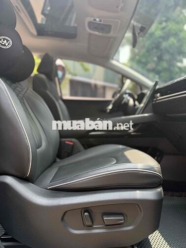 Hyundai Custin 2024 1.5L 31000 km Đen