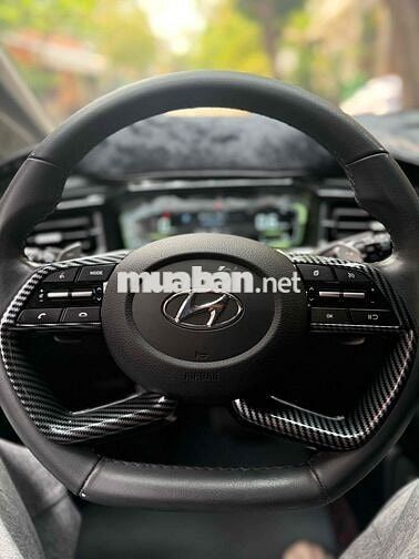 Hyundai Custin 2024 1.5L 31000 km Đen