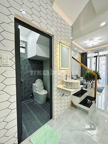 ĐỊNH CƯ NƯỚC NGOÀI BÁN NHÀ GẤP TRONG THÁNG Đ NGUYỄN VĂN MAI, Q3,SỔ SẮN
