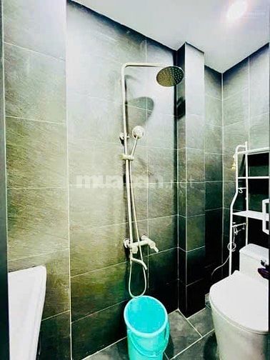 ĐỊNH CƯ NƯỚC NGOÀI BÁN NHÀ GẤP TRONG THÁNG Đ NGUYỄN VĂN MAI, Q3,SỔ SẮN