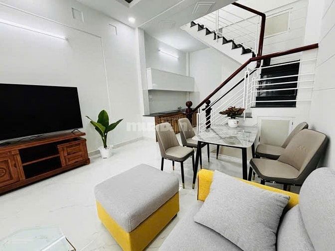 ĐỊNH CƯ NƯỚC NGOÀI BÁN NHÀ GẤP TRONG THÁNG Đ NGUYỄN VĂN MAI, Q3,SỔ SẮN