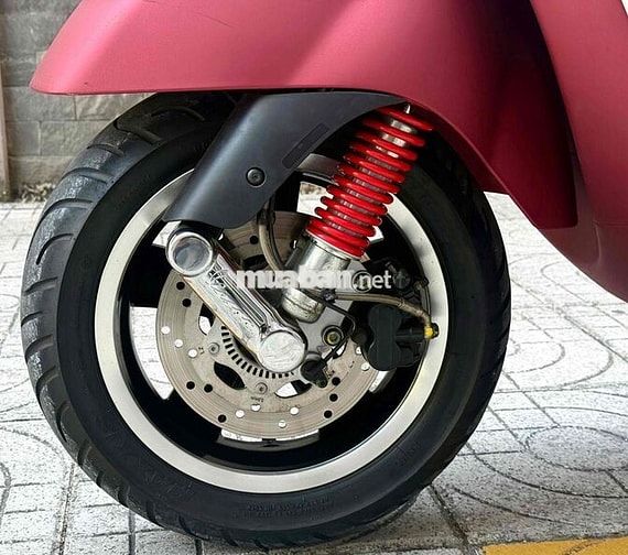 Piaggio Vespa GTS 125cc 2018 Đỏ mờ
