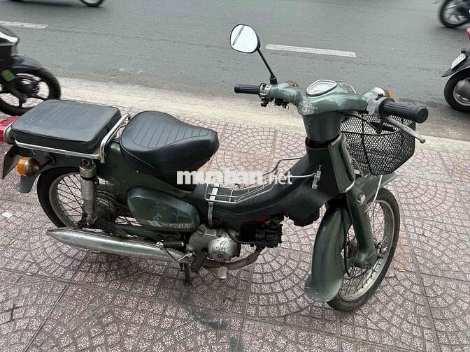 Honda Cub 50cc  nhut doi 1981