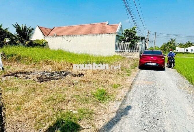 quá rẻ, 550tr sở hữu 410m2 đất có 100m2 thổ View Kênh