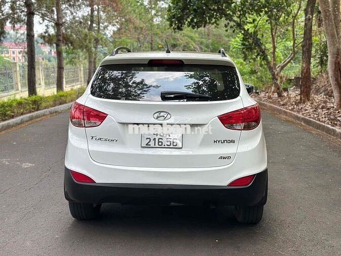 Hyundai Tucson 2011 Trắng Tự động