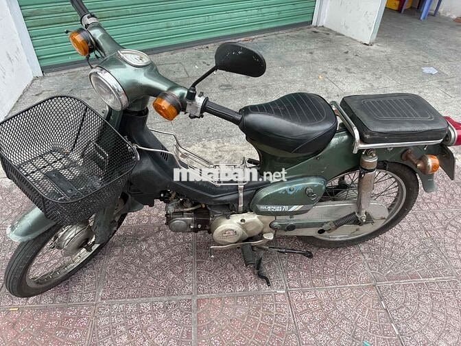 Honda Cub 50cc  nhut doi 1981