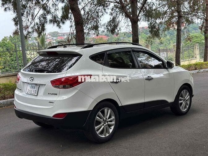 Hyundai Tucson 2011 Trắng Tự động