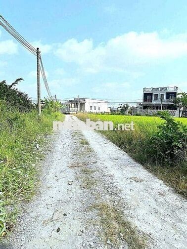 quá rẻ, 550tr sở hữu 410m2 đất có 100m2 thổ View Kênh