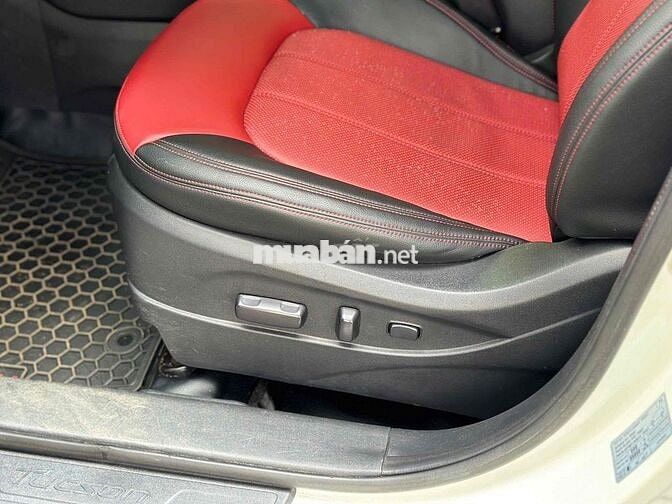 Hyundai Tucson 2011 Trắng Tự động